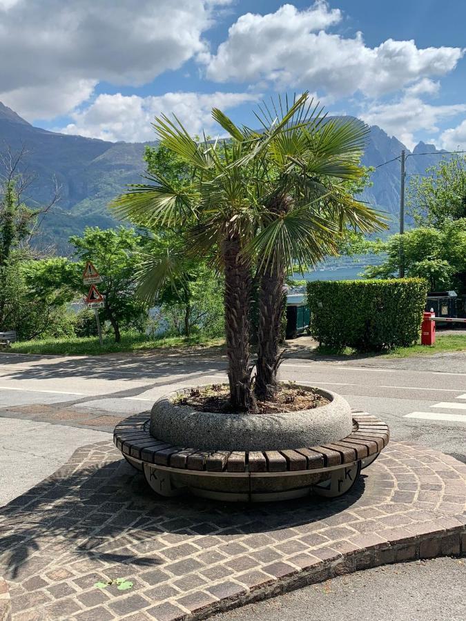Appartamento Timeless Con Piscina E Tennis Valbrona Exteriör bild
