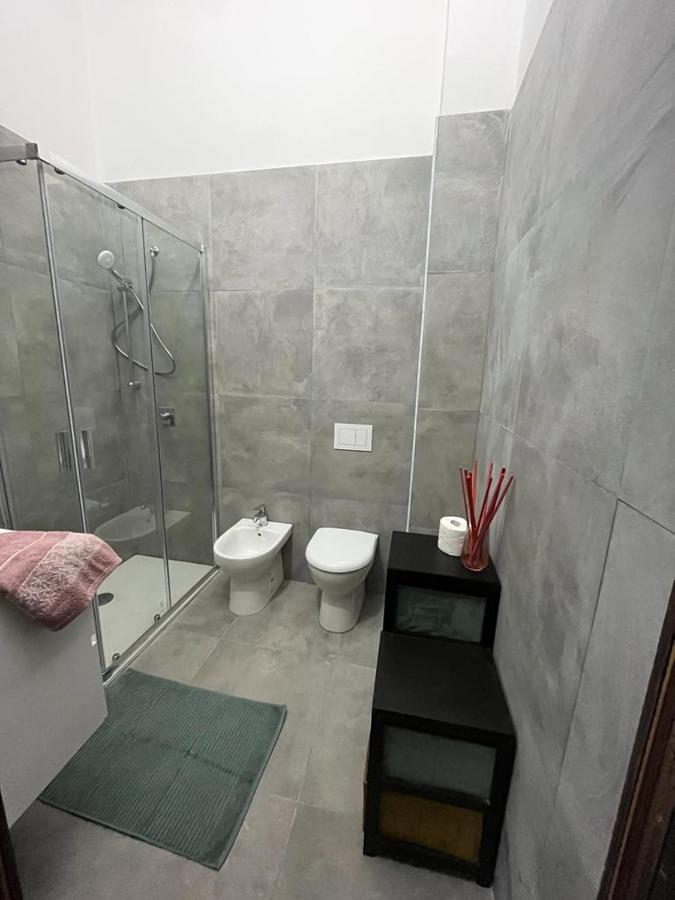 Appartamento Timeless Con Piscina E Tennis Valbrona Exteriör bild