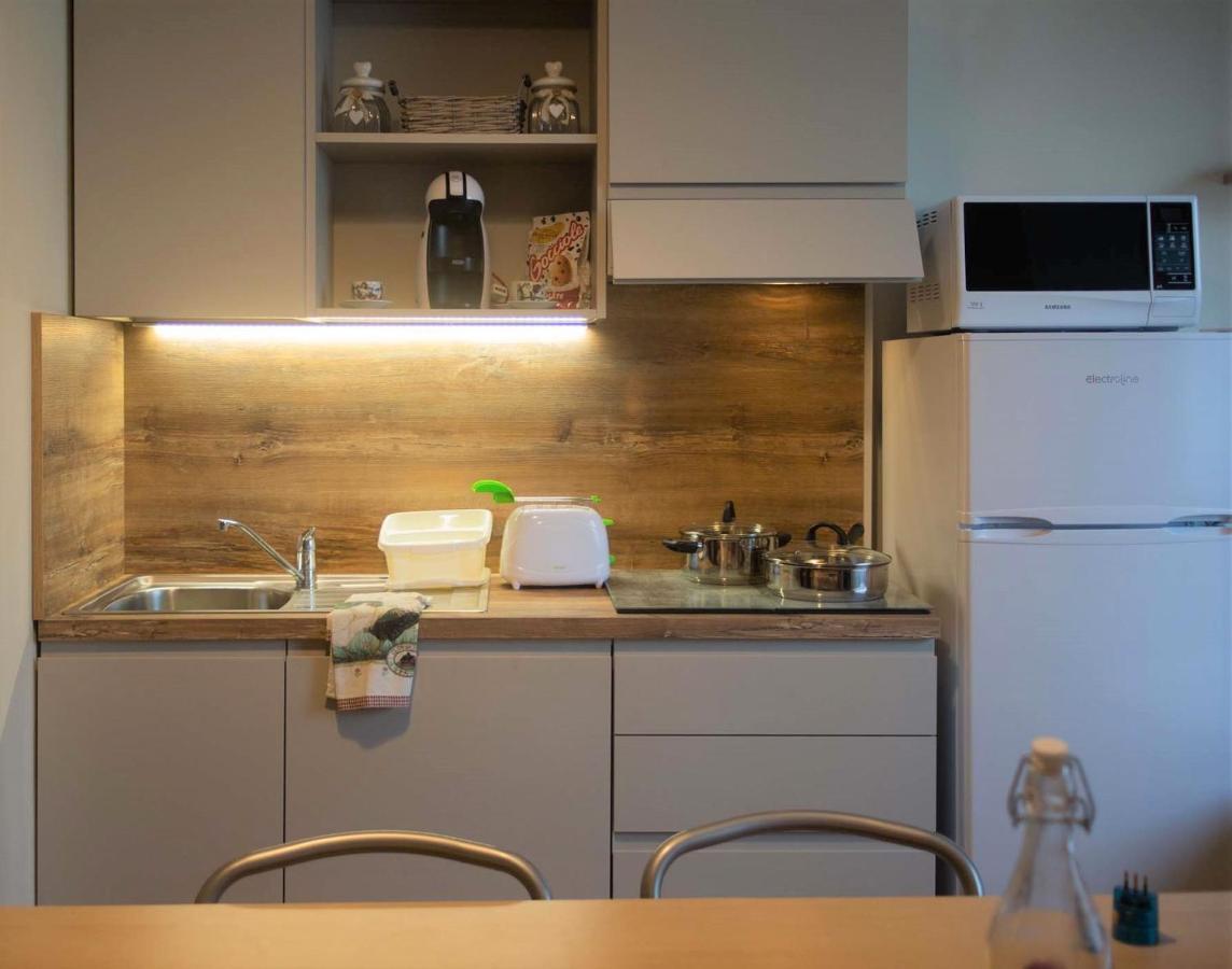 Appartamento Timeless Con Piscina E Tennis Valbrona Exteriör bild